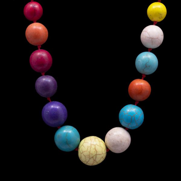 Colar de bola Howlita colorido - Image 2