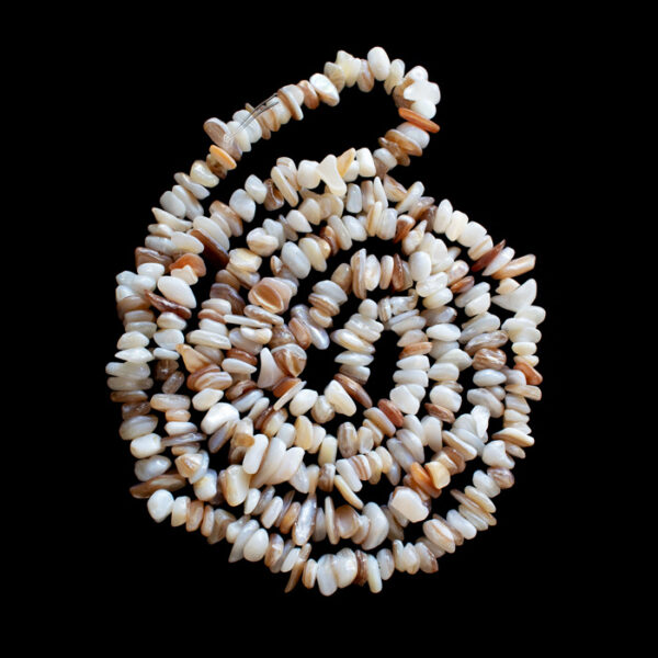 fio de cascalho madreperola